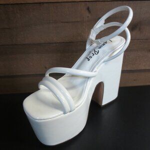 LEMON DROP JICOLE WHITE LADIES PLATFORM SANDAL - US 5.5